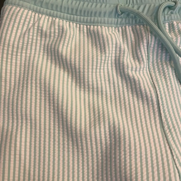 Properly Tied - Boys Swimsuit - Size 7 -NWT - Picture 4 of 4